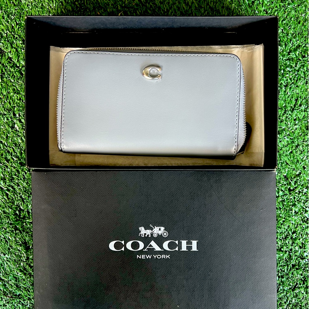 Coach Skinny Wallet NWT